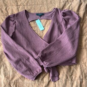 Francesca’s long sleeve tie back shirt